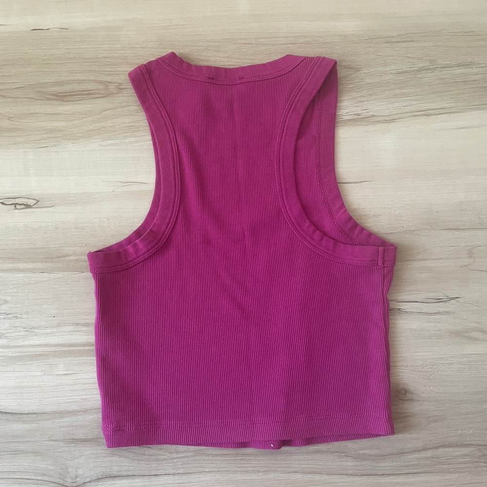 Pink Tank - Picture 4 of 6
